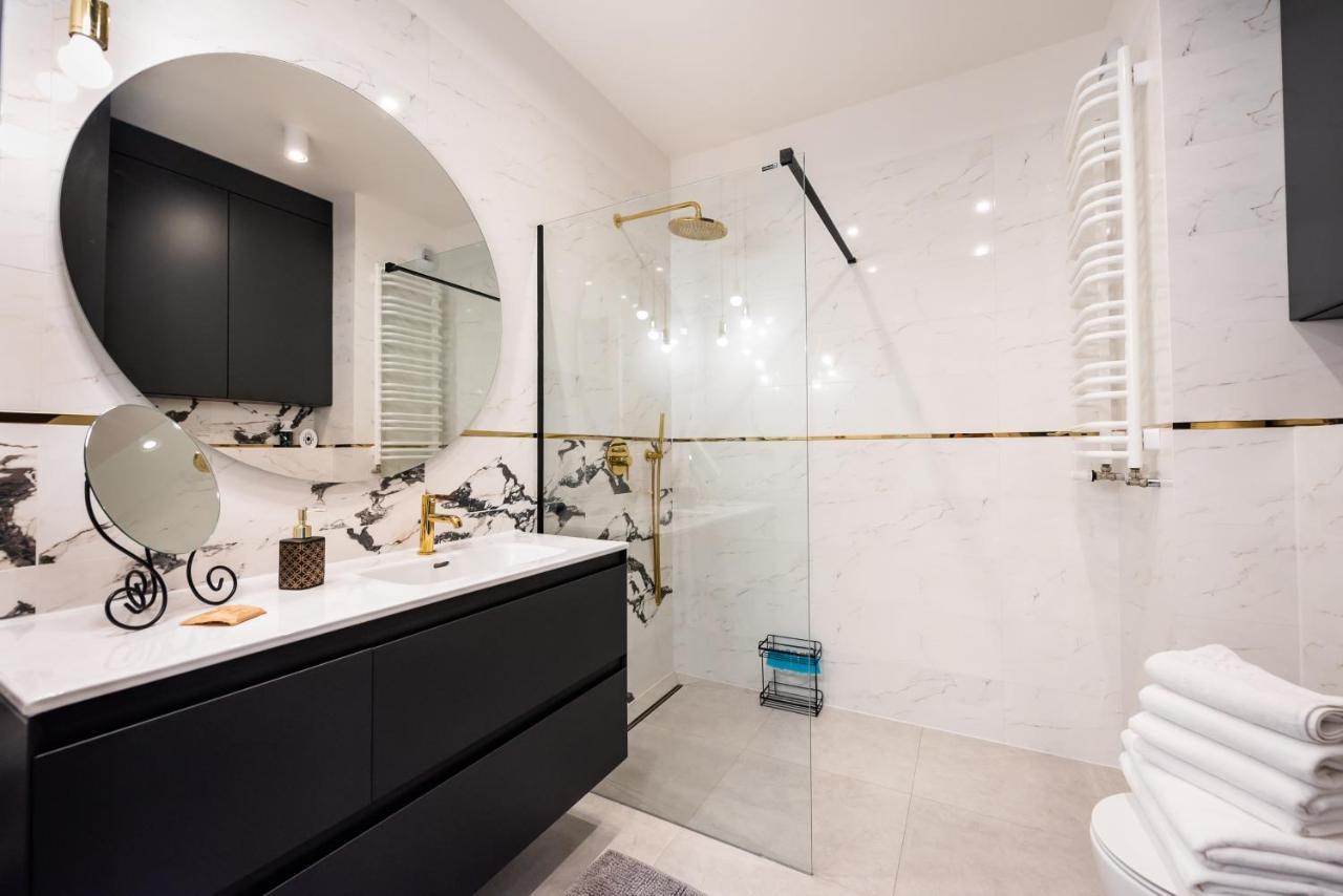 Wola Marble Apartment Varşova Dış mekan fotoğraf