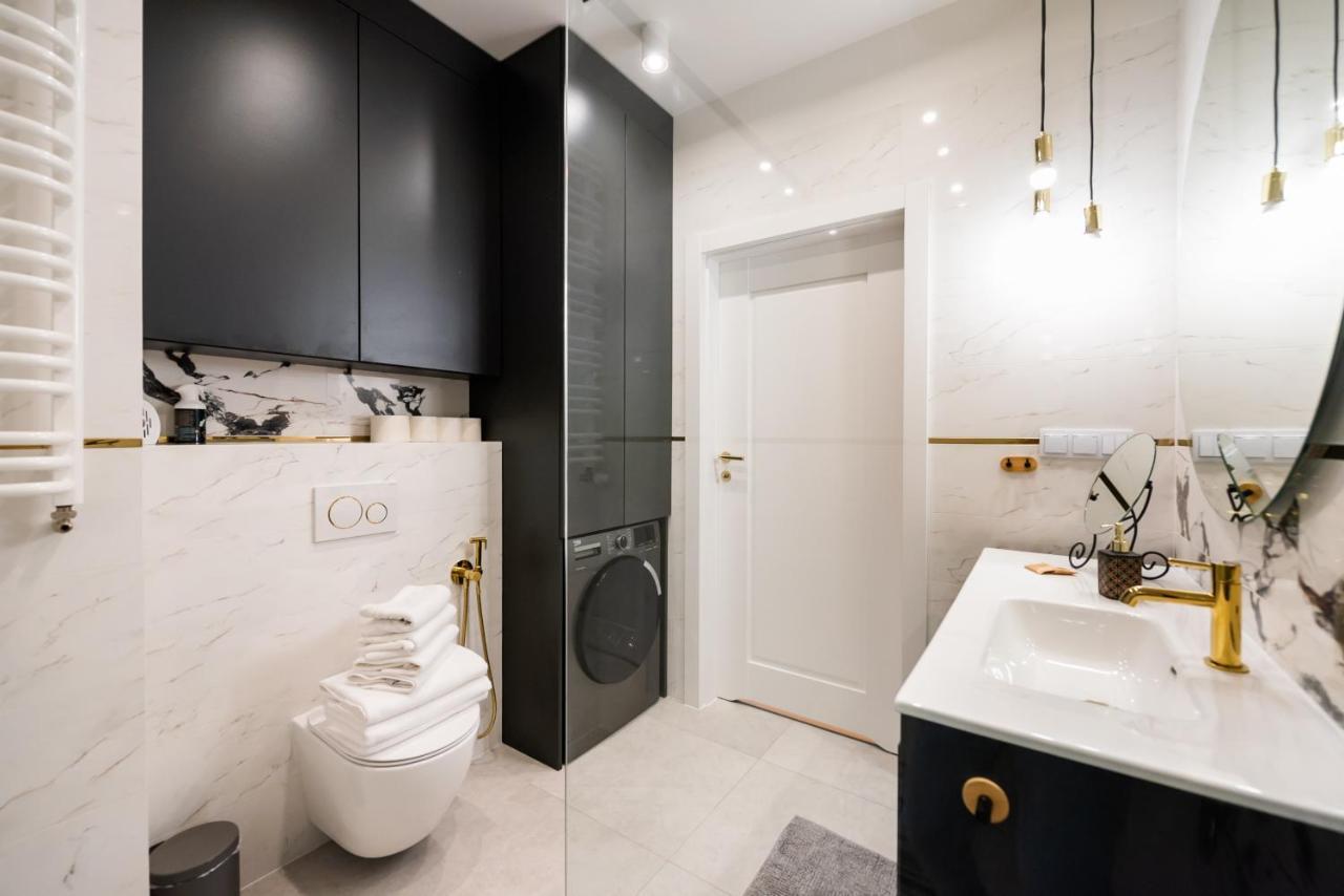 Wola Marble Apartment Varşova Dış mekan fotoğraf